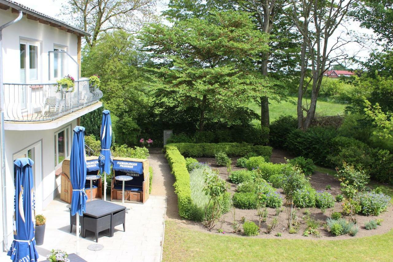 Hotel Gasthuus Spieskamer Hasselberg  Dış mekan fotoğraf